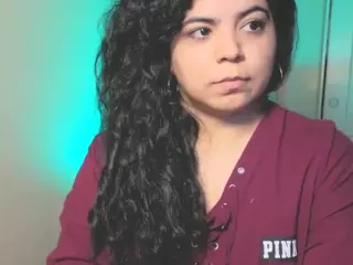 Kimmiakiss's Live Sex Cam Show
