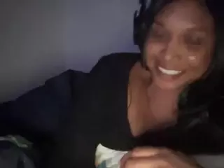 blasiancameleon's Live Sex Cam Show