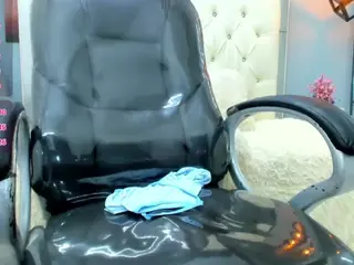 perla-lovers's Live Sex Cam Show