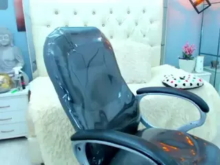 perla-lovers's Live Sex Cam Show