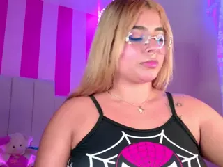 AliiceeBrown's Live Sex Cam Show
