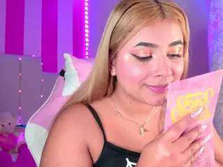 AliiceeBrown's Live Sex Cam Show