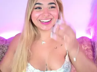 AliiceeBrown's Live Sex Cam Show