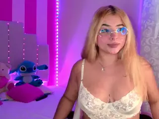 Alice's Live Sex Cam Show