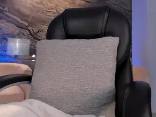 Madeline Fox's Live Sex Cam Show
