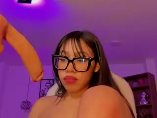 Oliviaa's Live Sex Cam Show
