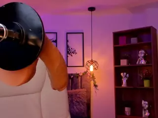 Oliviaa's Live Sex Cam Show