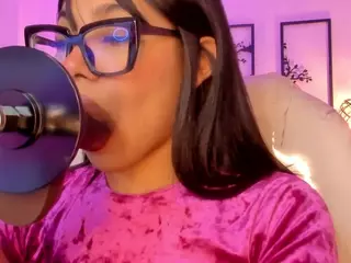 Oliviaa's Live Sex Cam Show