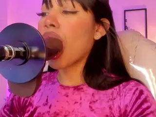 Oliviaa's Live Sex Cam Show