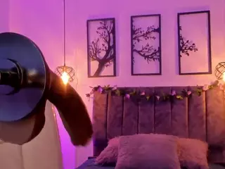 Oliviaa's Live Sex Cam Show