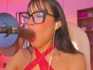 Oliviaa's Live Sex Cam Show