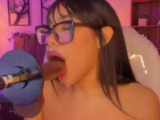 Oliviaa's Live Sex Cam Show