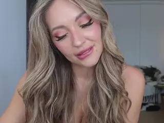 Joannee's Live Sex Cam Show