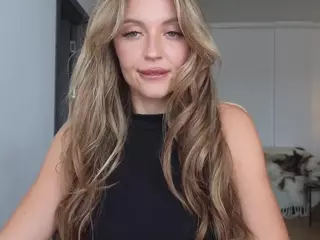 Joannee's Live Sex Cam Show