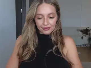 Joannee's Live Sex Cam Show