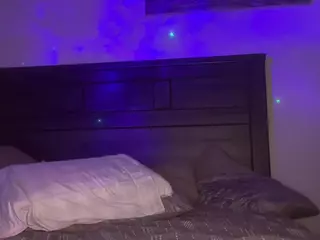 ScarlettRose72's Live Sex Cam Show