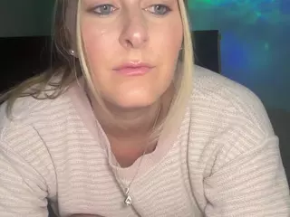 ScarlettRose72's Live Sex Cam Show
