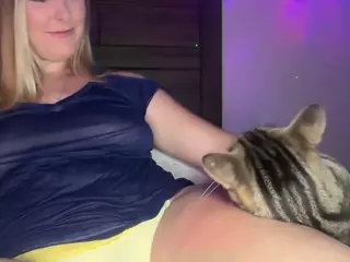 ScarlettRose72's Live Sex Cam Show