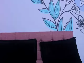 Sweet-Ariadnaaa's Live Sex Cam Show