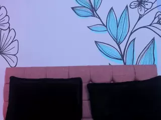 Sweet-Ariadnaaa's Live Sex Cam Show