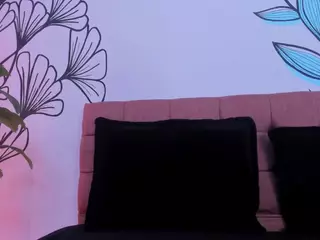 Sweet-Ariadnaaa's Live Sex Cam Show