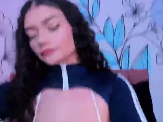 Sweet-Ariadnaaa's Live Sex Cam Show