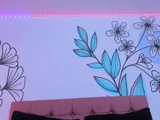 Sweet-Ariadnaaa's Live Sex Cam Show
