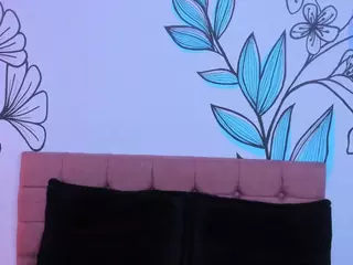 Sweet-Ariadnaaa's Live Sex Cam Show