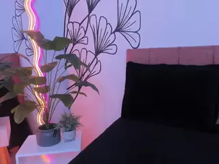 Sweet-Ariadnaaa's Live Sex Cam Show