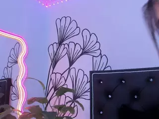 Sweet-Ariadnaaa's Live Sex Cam Show