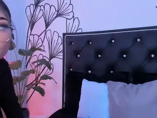 Sweet-Ariadnaaa's Live Sex Cam Show