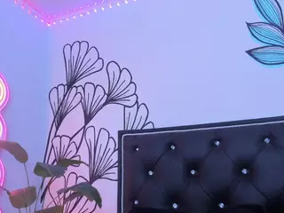 Sweet-Ariadnaaa's Live Sex Cam Show
