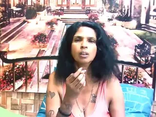 IndianVa's Live Sex Cam Show