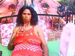IndianVa's Live Sex Cam Show