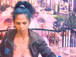 IndianVa's Live Sex Cam Show
