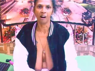 IndianVa's Live Sex Cam Show