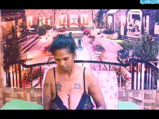 IndianVa's Live Sex Cam Show