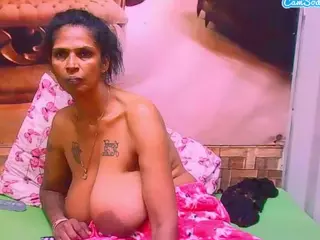 IndianVa's Live Sex Cam Show