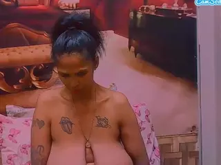 IndianVa's Live Sex Cam Show