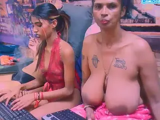 IndianVa's Live Sex Cam Show