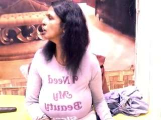 Live cam show with IndianVa