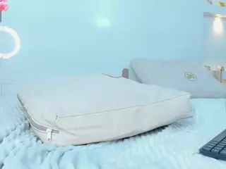 Zenda-Evans's Live Sex Cam Show