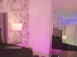 charlotte-harris's Live Sex Cam Show