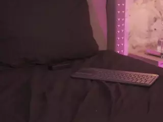 charlotte-harris's Live Sex Cam Show