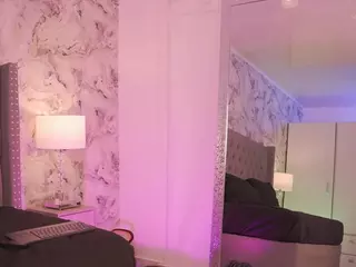 charlotte-harris's Live Sex Cam Show
