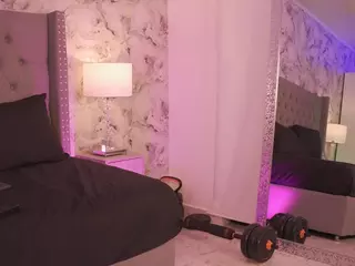 charlotte-harris's Live Sex Cam Show