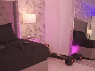 charlotte-harris's Live Sex Cam Show