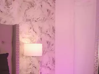 charlotte-harris's Live Sex Cam Show