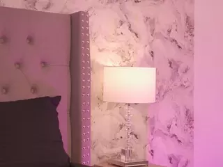 charlotte-harris's Live Sex Cam Show