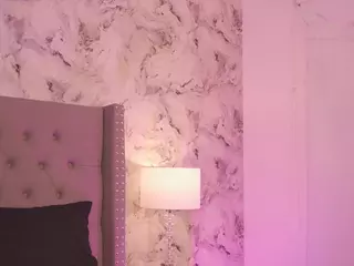 charlotte-harris's Live Sex Cam Show